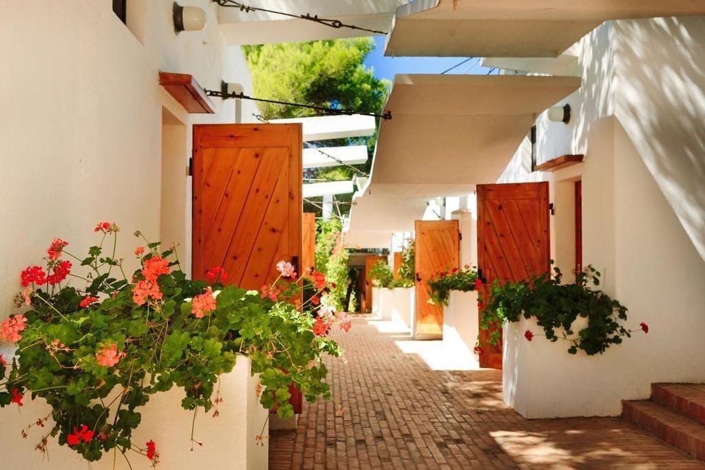 Hotel Kyrie Isole Tremiti Сан-Домино Экстерьер фото