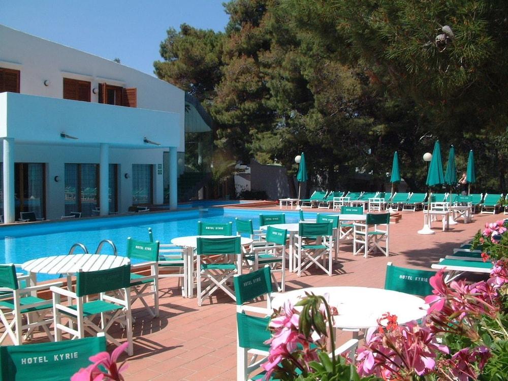 Hotel Kyrie Isole Tremiti Сан-Домино Экстерьер фото